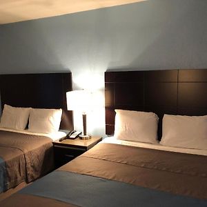 Queen Room Two Queen Beds